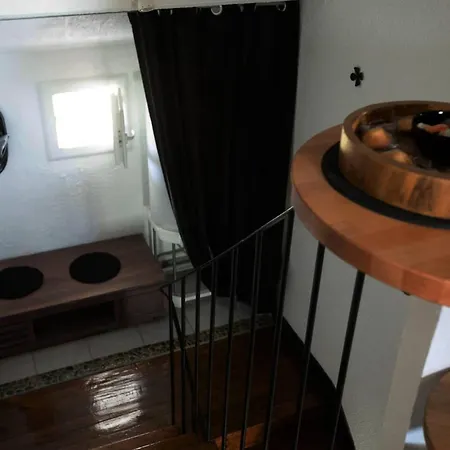 Cosy à 35 M² Proche Commodités *